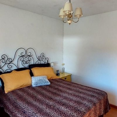 Casa Residencial com 158m², 4 quartos, 2 suítes, 2 garagens, no bairro Canto em Florianópolis