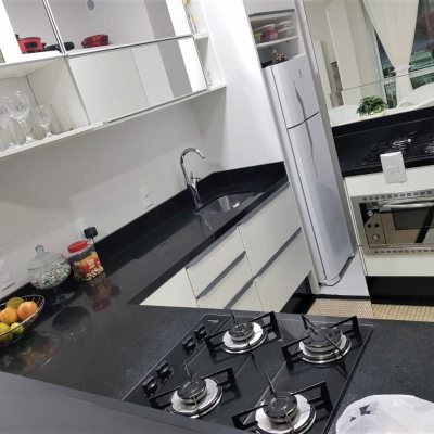 Apartamentos com 60m², 1 quarto, 1 suíte, 1 garagem, no bairro Armação Piedade em Governador Celso Ramos