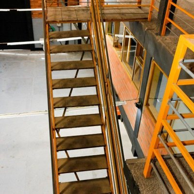 Galpão/Loja com 474m², 5 garagens, no bairro Serraria em São José