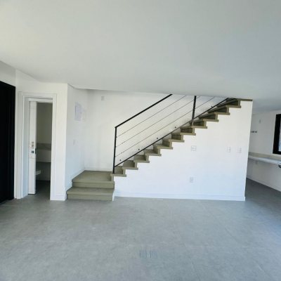 Casa Residencial com 122m², 3 quartos, 1 suíte, 1 garagem, no bairro Campeche em Florianópolis