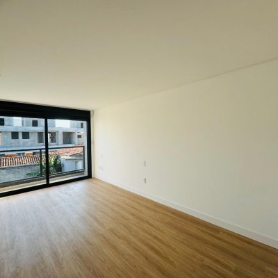 Casa Residencial com 122m², 3 quartos, 1 suíte, 1 garagem, no bairro Campeche em Florianópolis