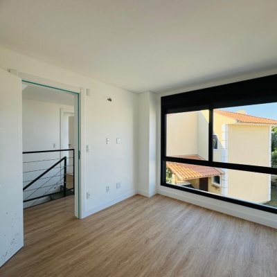 Casa Residencial com 122m², 3 quartos, 1 suíte, 1 garagem, no bairro Campeche em Florianópolis