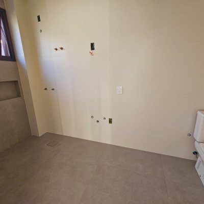 Casa em Condomínio com 322m², 4 quartos, 4 suítes, 2 garagens, no bairro Ribeirão Da Ilha em Florianópolis