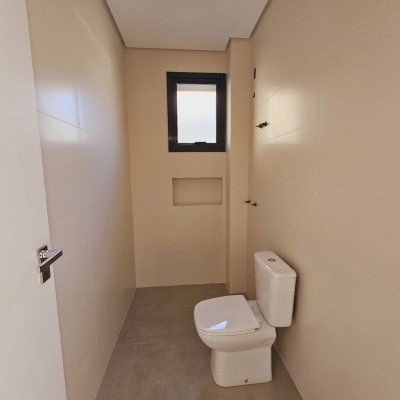 Casa em Condomínio com 322m², 4 quartos, 4 suítes, 2 garagens, no bairro Ribeirão Da Ilha em Florianópolis