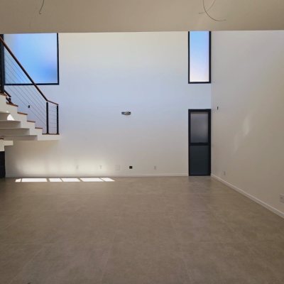 Casa em Condomínio com 322m², 4 quartos, 4 suítes, 2 garagens, no bairro Ribeirão Da Ilha em Florianópolis