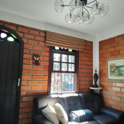 Casa Residencial com 200m², 5 quartos, 1 suíte, 3 garagens, no bairro Lagoa Da Conceição em Florianópolis