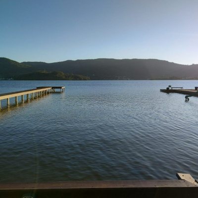 Casa Residencial com 200m², 5 quartos, 1 suíte, 3 garagens, no bairro Lagoa Da Conceição em Florianópolis