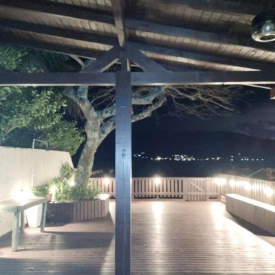 Casa Residencial com 200m², 5 quartos (sendo 1 suíte), 3 garagens, no bairro Lagoa Da Conceição em Florianópolis