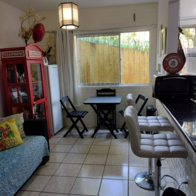 Apartamentos com 40m², 1 quarto, 1 garagem, no bairro Saco Dos Limões em Florianópolis