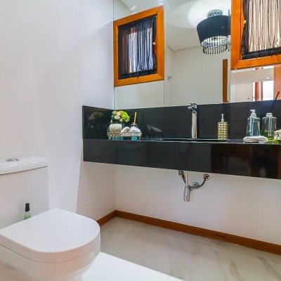 Casa Residencial com 522m², 4 quartos, 3 suítes, 4 garagens, no bairro Itacorubi em Florianópolis