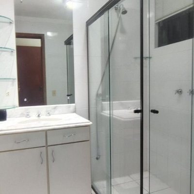 Apartamentos com 134m², 3 quartos (sendo 1 suíte), 1 garagem, no bairro Agronômica em Florianópolis