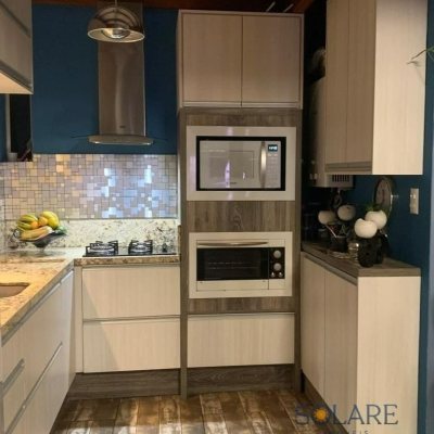 Casa Residencial com 390m², 6 quartos, 1 suíte, 10 garagens, no bairro Campeche em Florianópolis