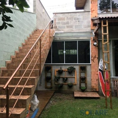 Casa Residencial com 390m², 6 quartos, 1 suíte, 10 garagens, no bairro Campeche em Florianópolis