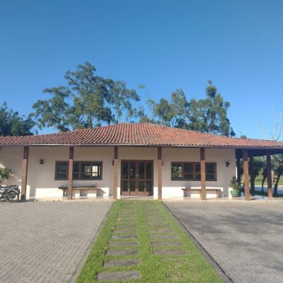 Terreno Comercial/Residencial com 35000m², no bairro Ratones em Florianópolis