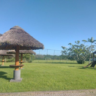 Terreno Comercial/Residencial com 35000m², no bairro Ratones em Florianópolis