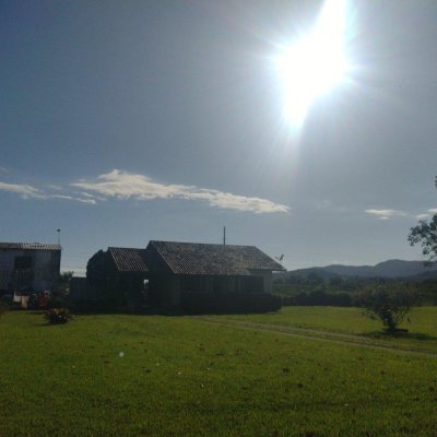 Terreno Comercial/Residencial com 35000m², no bairro Ratones em Florianópolis