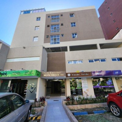 Sala com 24m², no bairro Trindade em Florianópolis