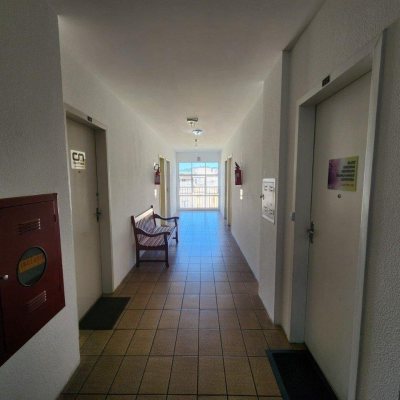 Sala com 23m², no bairro Trindade em Florianópolis