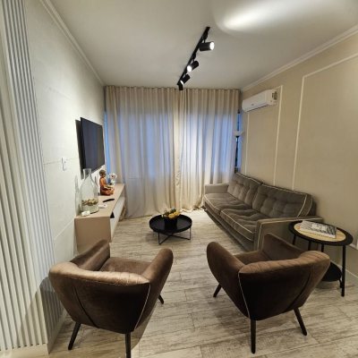 Apartamentos com 99m², 3 quartos, no bairro Centro em Florianópolis