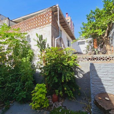 Casa Residencial com 270m², 2 quartos, no bairro Balneário em Florianópolis