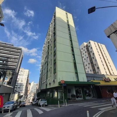 Apartamentos com 54m², 2 quartos, no bairro Centro em Florianópolis