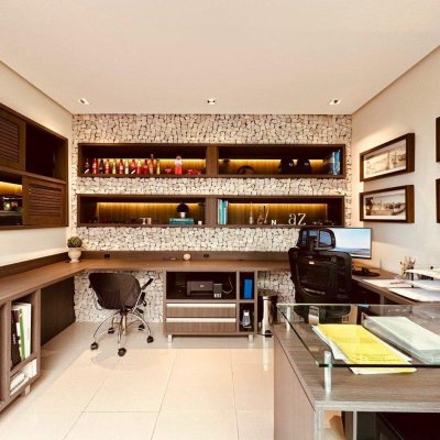 Casa Residencial com 165m², 3 quartos, 3 suítes, 3 garagens, no bairro Estreito em Florianópolis