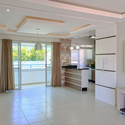 Cobertura com 205m², 3 quartos, 1 suíte, 2 garagens, no bairro Ingleses em Florianópolis