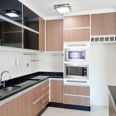 Cobertura com 205m², 3 quartos, 1 suíte, 2 garagens, no bairro Ingleses em Florianópolis