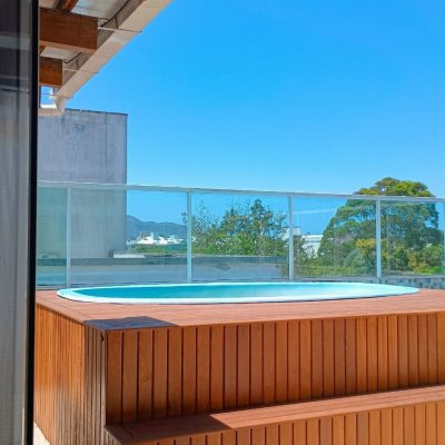 Cobertura com 205m², 3 quartos, 1 suíte, 2 garagens, no bairro Ingleses em Florianópolis