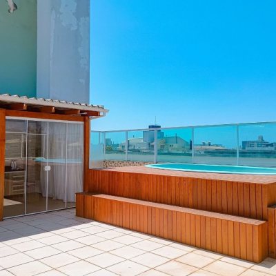 Cobertura com 205m², 3 quartos, 1 suíte, 2 garagens, no bairro Ingleses em Florianópolis