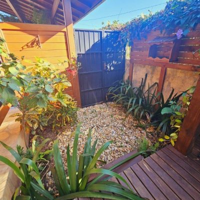 Casa Residencial com 209m², 4 quartos, 1 suíte, 4 garagens, no bairro Campeche em Florianópolis