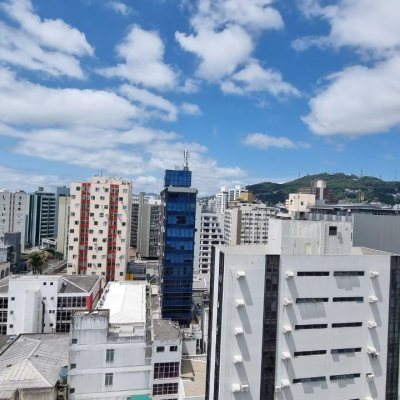 Sala com 102m², no bairro Centro em Florianópolis
