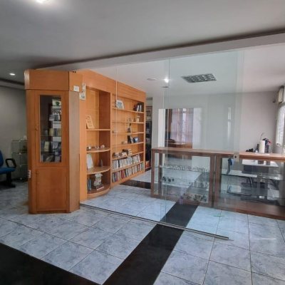 Sala com 102m², no bairro Centro em Florianópolis