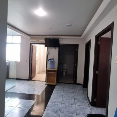 Sala com 102m², no bairro Centro em Florianópolis