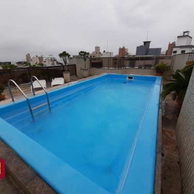 Cobertura com 514m², 4 quartos, 2 suítes, 3 garagens, no bairro Centro em Florianópolis