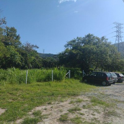 Terrenos Residenciais com 6394m², no bairro Ratones em Florianópolis