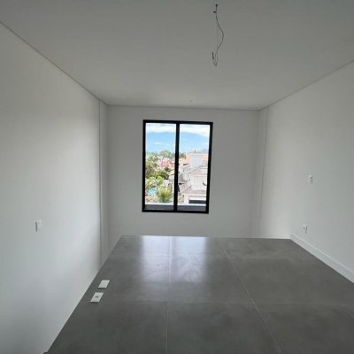 Loft com 42m², 1 quarto, 1 suíte, 1 garagem, no bairro Novo Campeche em Florianópolis