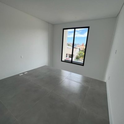 Loft com 42m², 1 quarto, 1 suíte, 1 garagem, no bairro Novo Campeche em Florianópolis