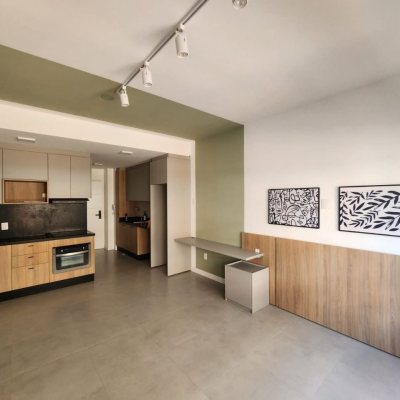 Apartamentos com 31m², 1 quarto, 1 garagem, no bairro Centro em Florianópolis