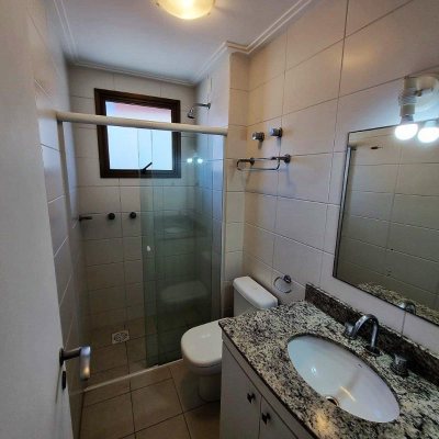 Apartamentos com 93m², 3 quartos, 1 suíte, 1 garagem, no bairro Centro em Florianópolis
