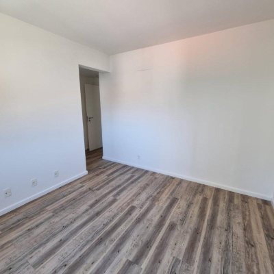 Apartamentos com 93m², 3 quartos, 1 suíte, 1 garagem, no bairro Centro em Florianópolis