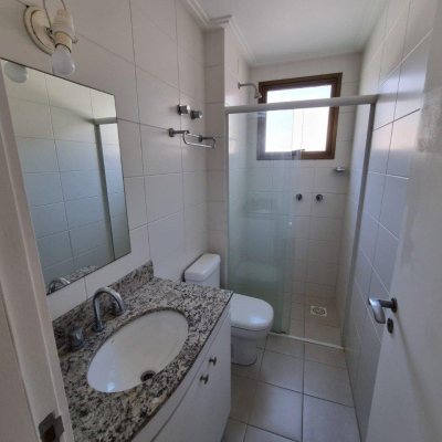 Apartamentos com 93m², 3 quartos, 1 suíte, 1 garagem, no bairro Centro em Florianópolis