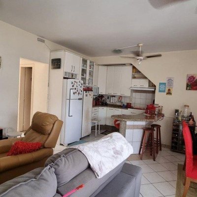 Apartamentos com 77m², 2 quartos, 1 suíte, 2 garagens, no bairro Santinho em Florianópolis