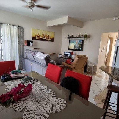 Apartamentos com 77m², 2 quartos, 1 suíte, 2 garagens, no bairro Santinho em Florianópolis