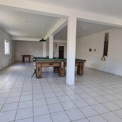 Apartamentos com 77m², 2 quartos, 1 suíte, 2 garagens, no bairro Santinho em Florianópolis