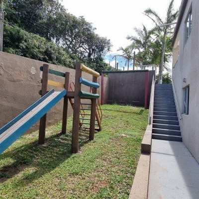 Apartamentos com 77m², 2 quartos, 1 suíte, 2 garagens, no bairro Santinho em Florianópolis