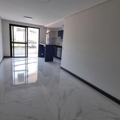 Apartamentos com 81m², 2 quartos, 1 suíte, 2 garagens, no bairro Saco Dos Limões em Florianópolis