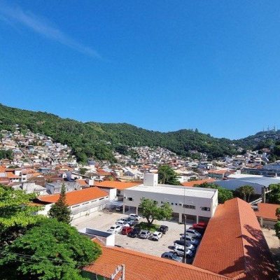 Apartamentos com 81m², 2 quartos, 1 suíte, 2 garagens, no bairro Saco Dos Limões em Florianópolis