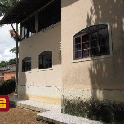 Casa Residencial com 160m², 4 quartos, 1 suíte, 2 garagens, no bairro Saco Dos Limões em Florianópolis