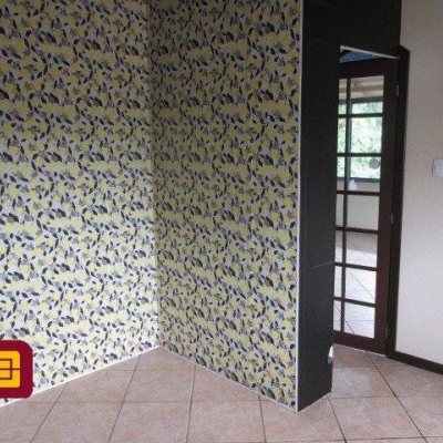 Casa Residencial com 160m², 4 quartos, 1 suíte, 2 garagens, no bairro Saco Dos Limões em Florianópolis